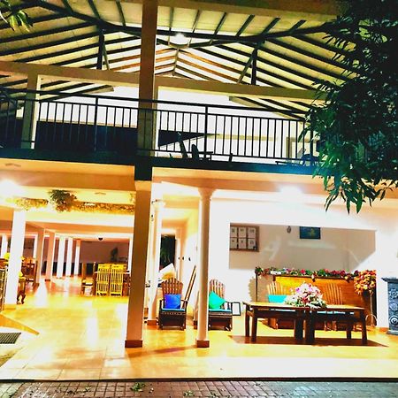 Rainforest Lodge, Deniyaya Singheraja Екстер'єр фото