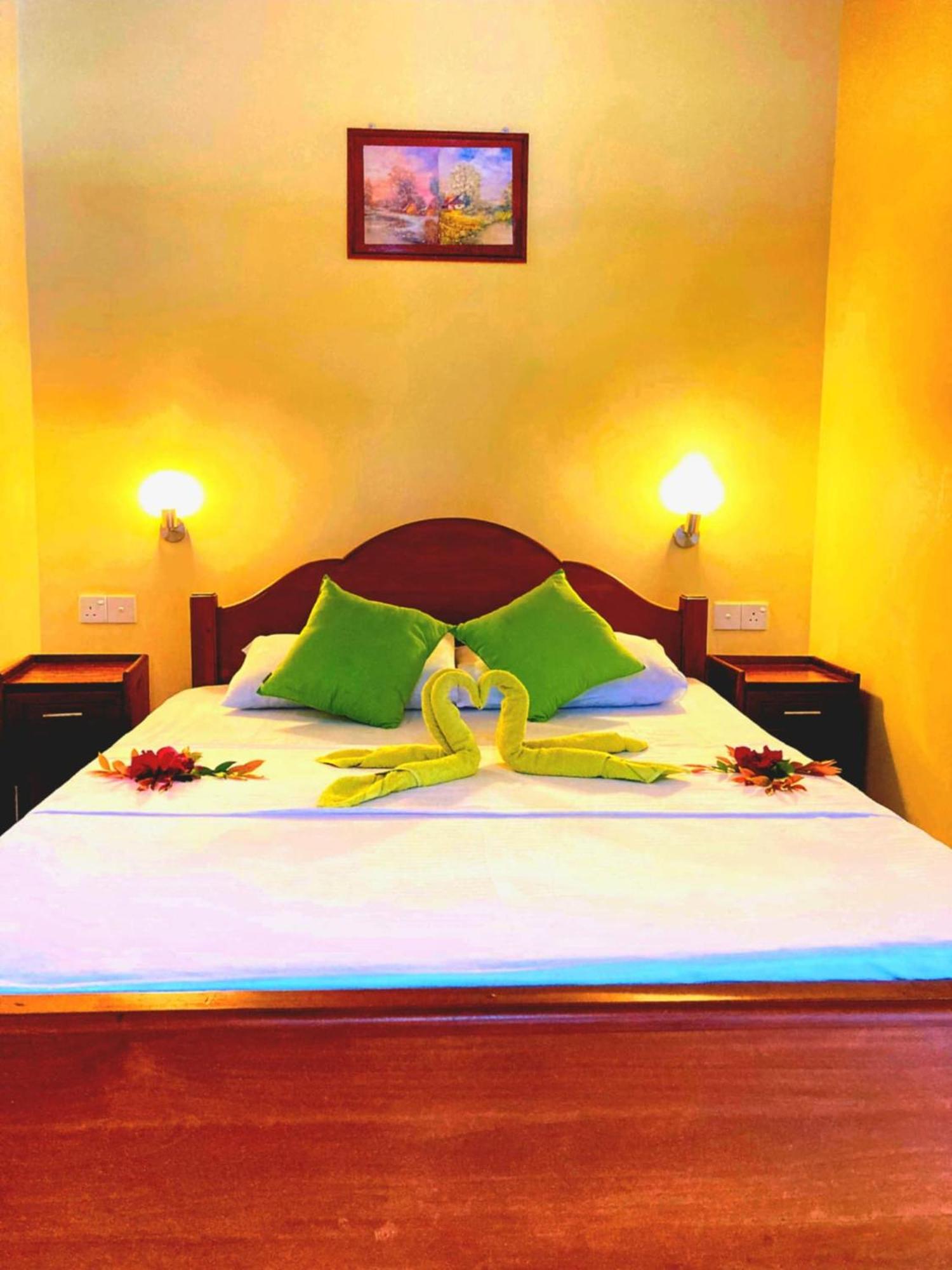 Rainforest Lodge, Deniyaya Singheraja Екстер'єр фото