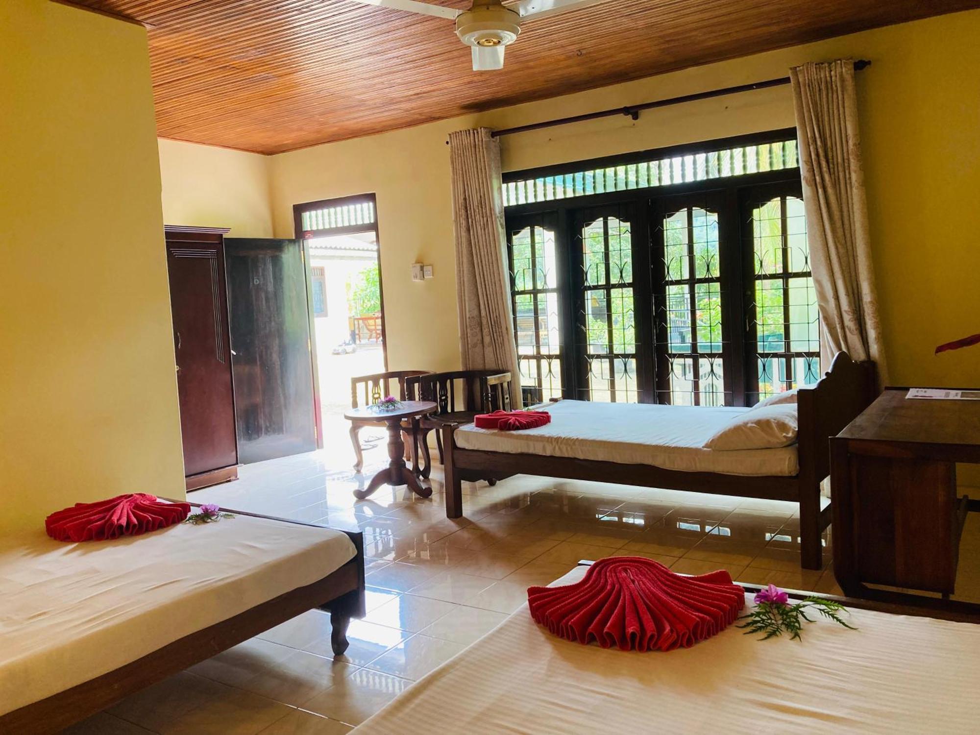 Rainforest Lodge, Deniyaya Singheraja Екстер'єр фото