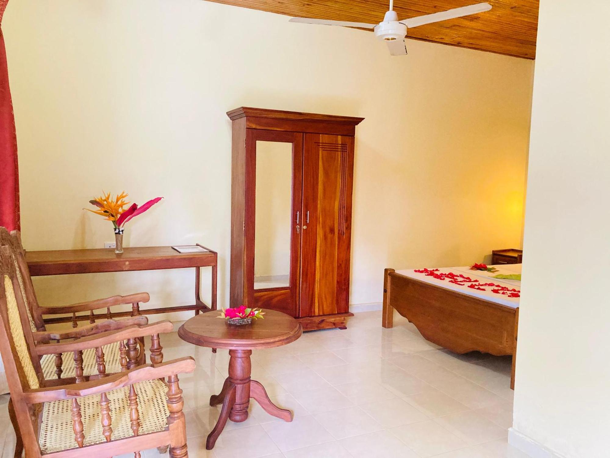 Rainforest Lodge, Deniyaya Singheraja Екстер'єр фото