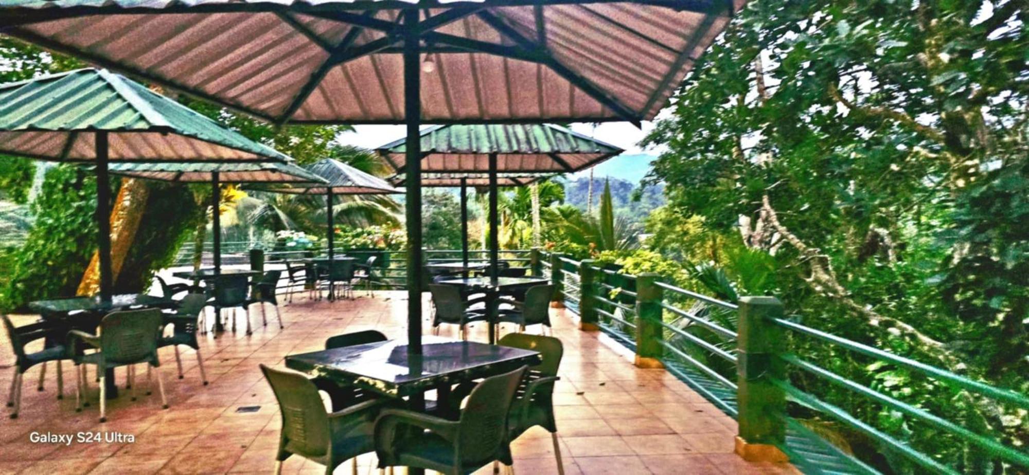 Rainforest Lodge, Deniyaya Singheraja Екстер'єр фото
