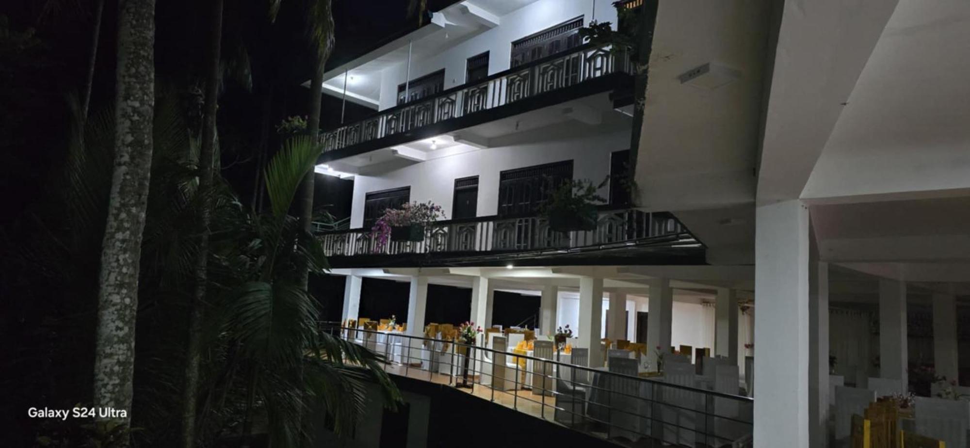 Rainforest Lodge, Deniyaya Singheraja Екстер'єр фото